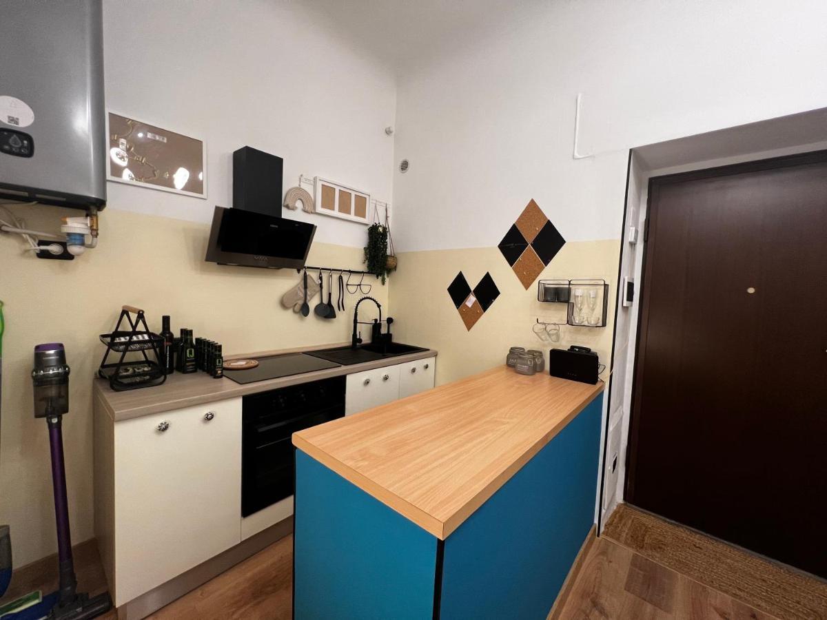 Regina Milano Ai Navigli - Sky Tv, Wifi And Breakfast Box Apartment Exterior photo