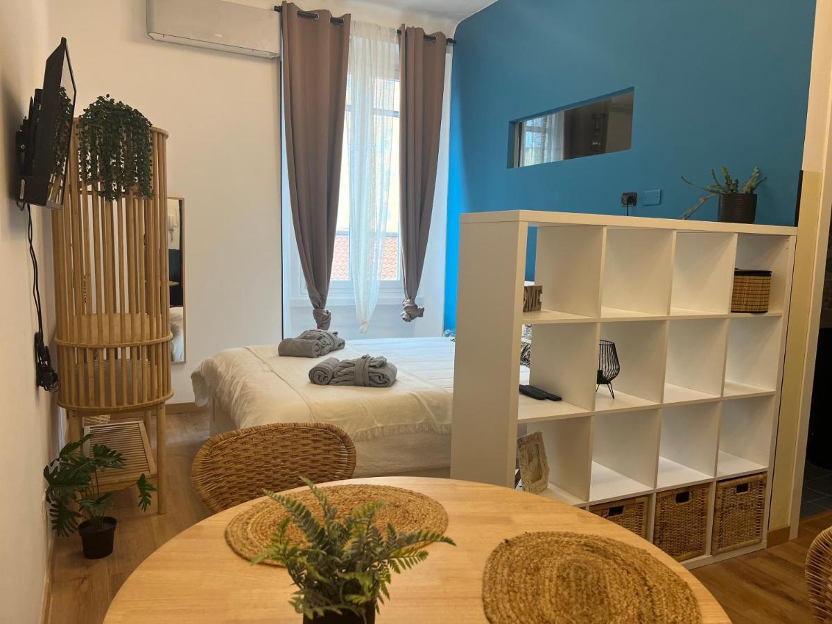Regina Milano Ai Navigli - Sky Tv, Wifi And Breakfast Box Apartment Exterior photo